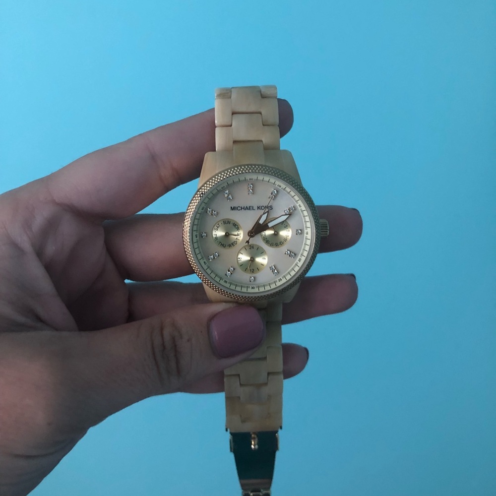 Michael Kors Watch (Missing Pin) - image 1